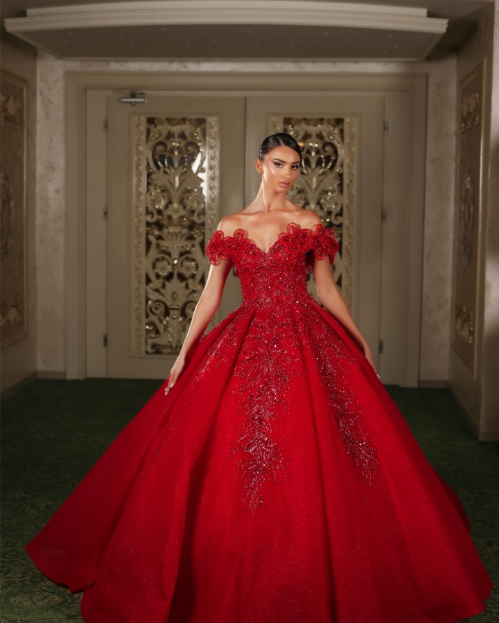 The Scarlet love story